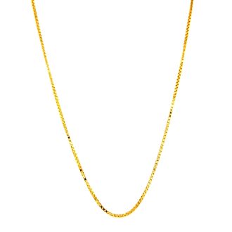 Stylish and versatile silver box chain necklace completed with a secure spring clasp for maximum security.