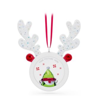 This delightful festive picture holder comes in the form of two charming hand-painted reindeer, symbolizing Christmas spirit. A gentle sparkle adds to their magical expression, ready to cradle your cherished memory. A durable frame and clear picture pane protect your photo. Functional yet stylish, this keepsake is perfect for celebrating the holiday season with your loved ones.
