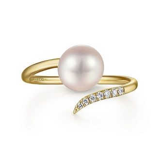 Gabriel & Co Fashion Ring with Pearl and .04ctw Round Diamonds in 14k Yellow Gold
