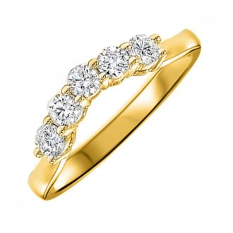 Wedding Band with .25ctw Round Diamonds in 14k Yellow Gold