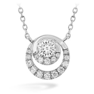 Elegant and sophisticated, this pendant features 17 round Hearts on Fire diamonds totaling 0.36 carat weight. Crafted from 18 karat white gold, the exquisite Optima pendant is suspended from an 18 inch box-link white gold chain, capturing the light beautifully for a delightful sparkly finish. Its classic style makes it suitable for all occasions.