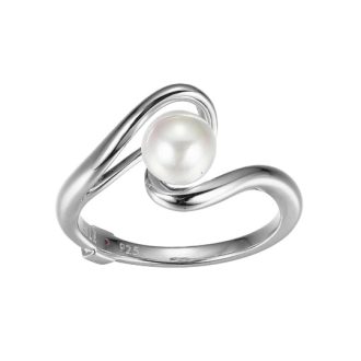Gorgeous, timeless ring with a white pearl center surrounded by silver and gold accents.