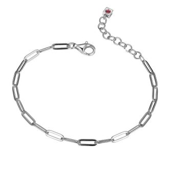 This elegant 7.75 inch bracelet showcases a unique paper clip design that draws attention. Its crafted from stainless steel ensuring durability and features oval-shaped links that enhance its aesthetic appeal. A true fashion statement, built to last and perfect for everyday wear or special occasions.