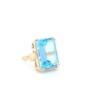 Pre-Owned 14K Yellow Gold Emerald-Cut Blue Topaz Ring