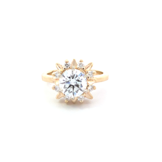 Pre Owned 14K Yellow Gold 1.50ct E VVS Round Lab Grown Diamond Starburst Engagement Ring