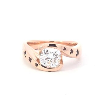 1.51ct Lab-Grown Cushion Diamond 14K Rose Gold with Garnet