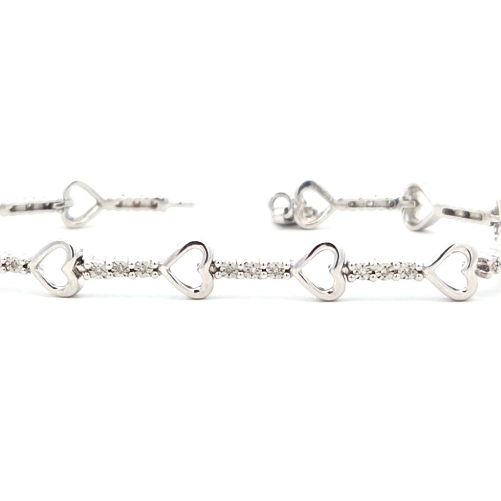 Sterling Silver Heart Station Diamond Bracelet 1/10ctw, 7in